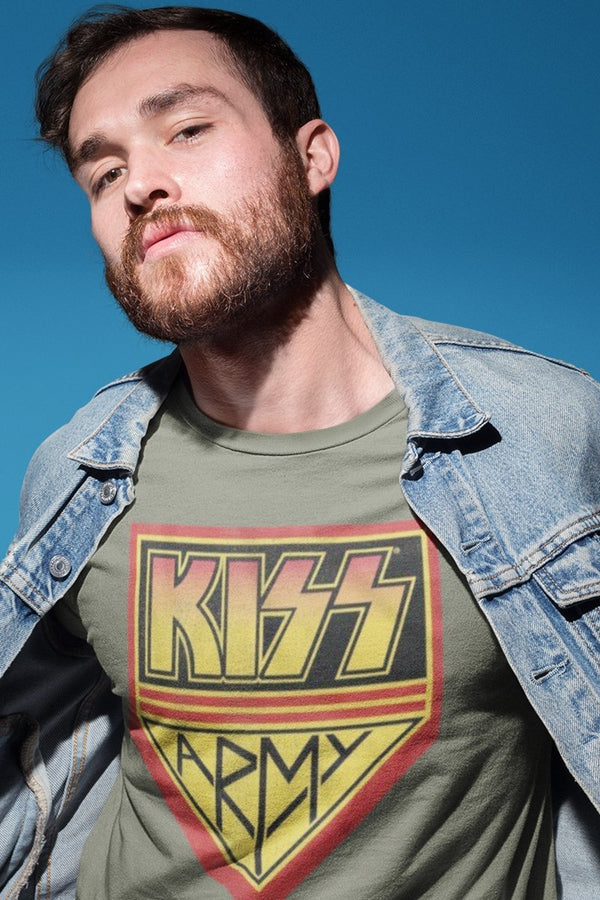 KISS KISSarmygreen T-Shirt - HYPER iCONiC